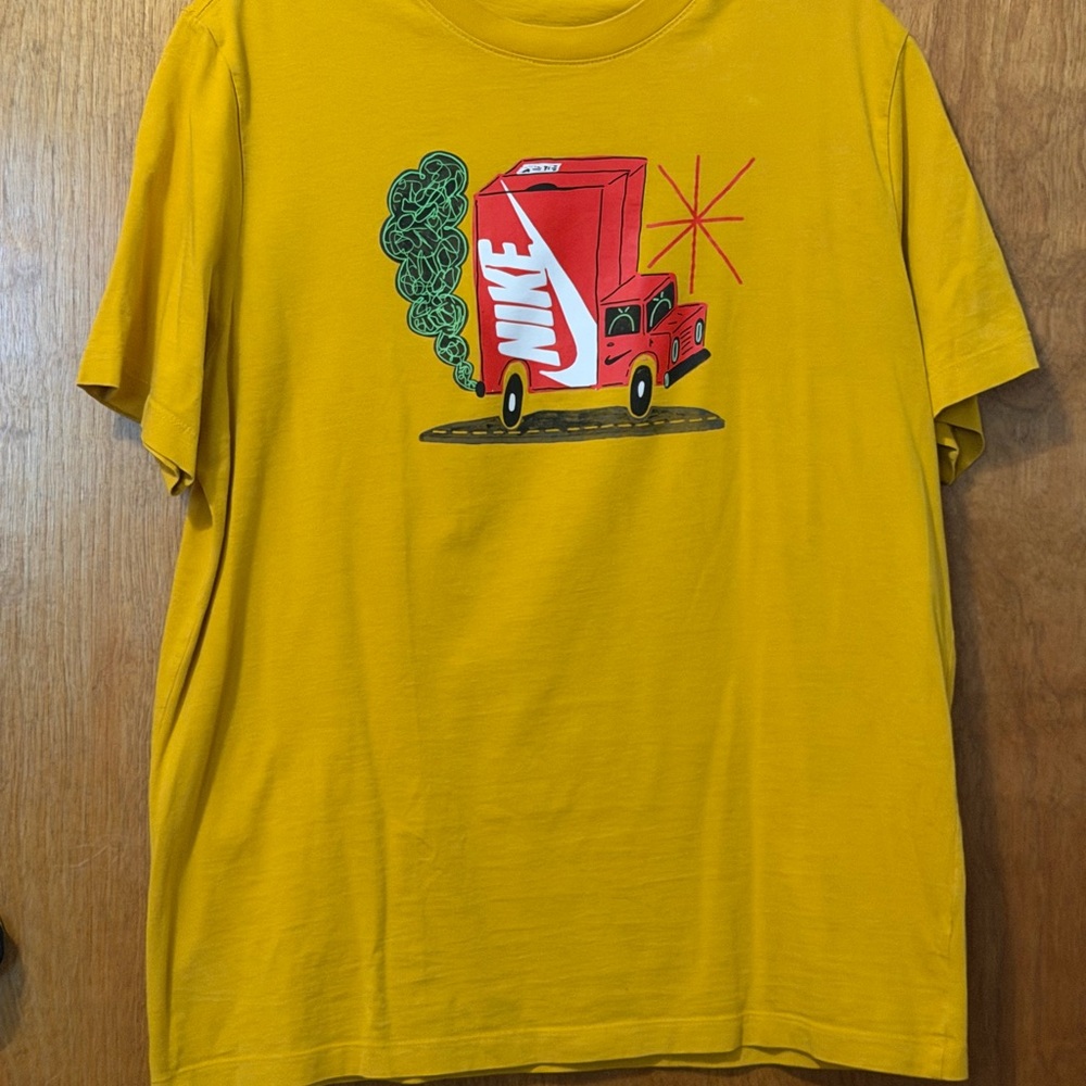 Nik Men’s Mustard Yellow Graphic Tee